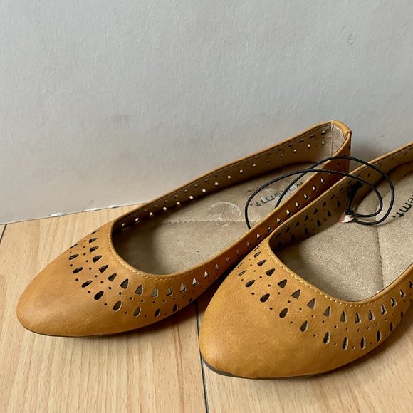 Lightweight summer flats - Picture 2 of 9